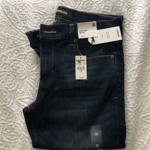 NWT 8R Barely Boot Mid Rise Express Jeans